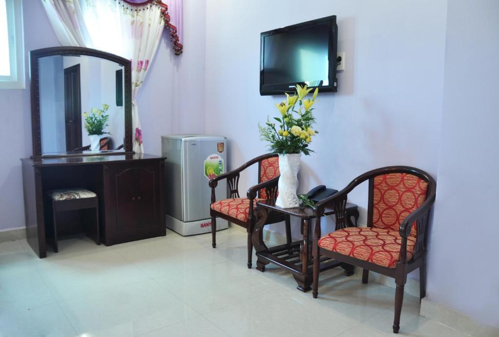 Palm - Hoang Dung 2*